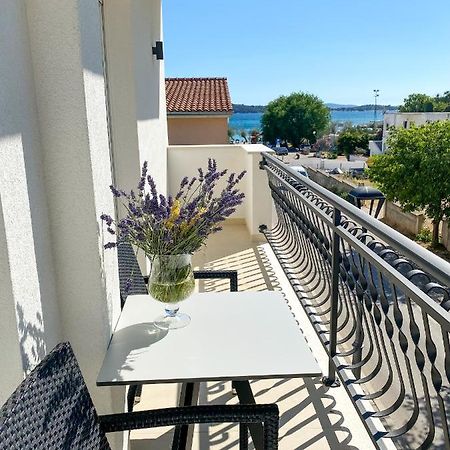 Apartments Dalmatino Водице Экстерьер фото